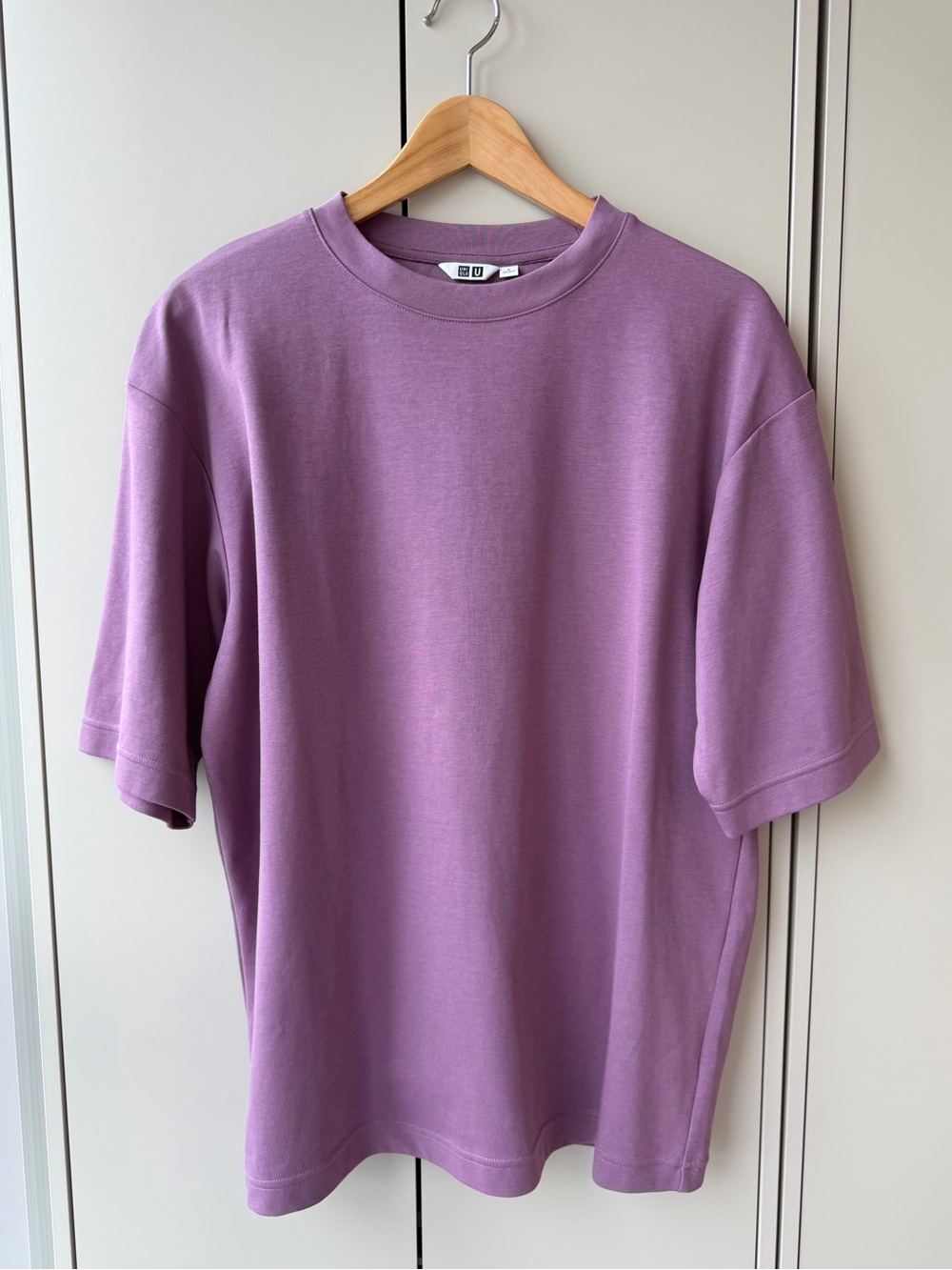 Uniqlo Deep Muted Lavender Men’s Short-Sleeve Crewneck T-Shirt